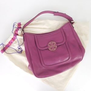 TORY BURCH Fuchsia Purple Leather Amanda Hobo Handbag Purse Flat Handle
